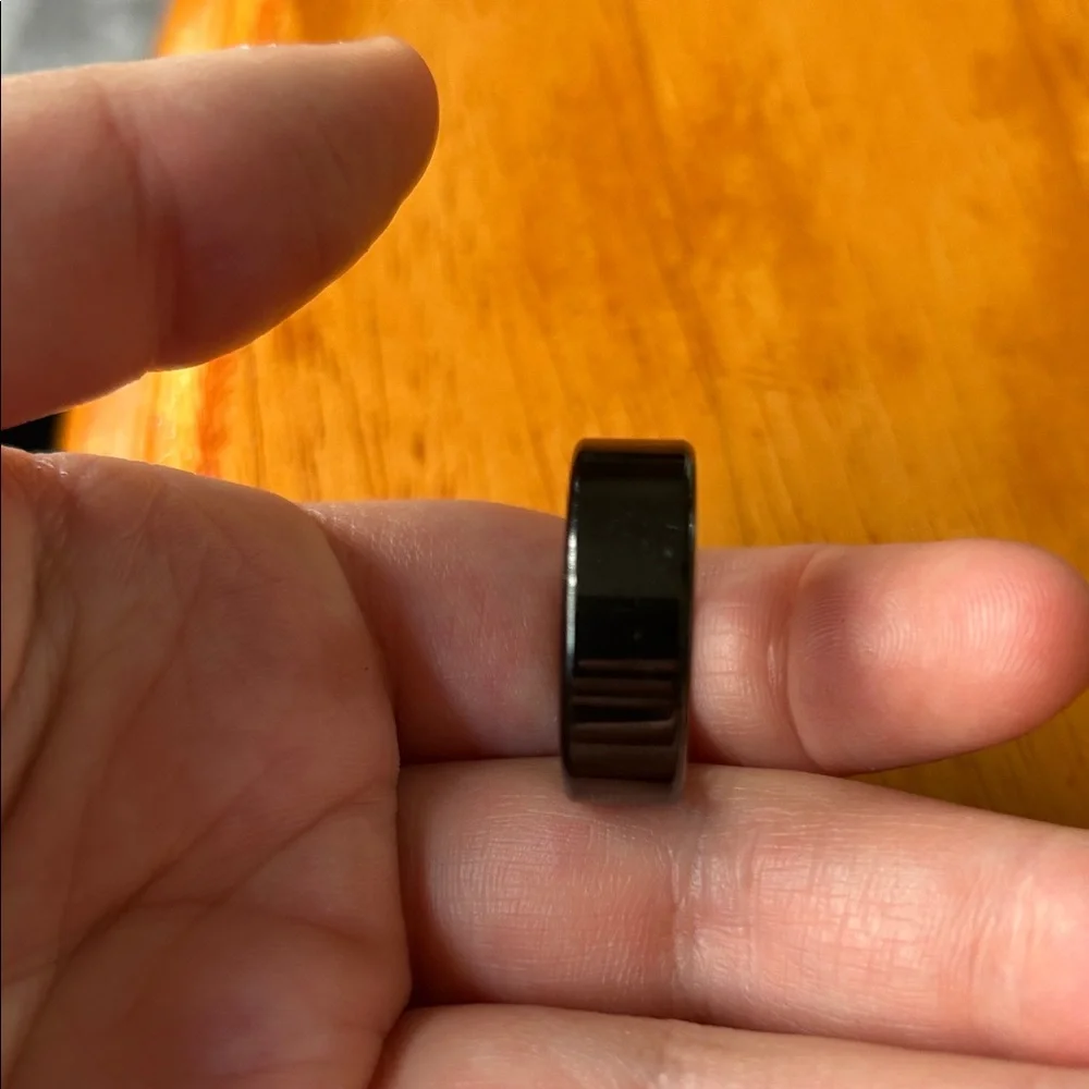 Black Brookstone Smart Health Ring Size 9 Great Condition